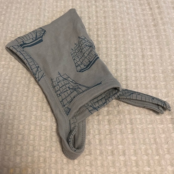 Lot of 3 infant hats/bow . Kate Quinn. Nicole Miller. NB and Size S - Picture 5 of 6